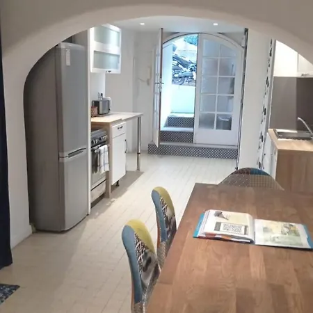 Charming And Modern Cave In The Heart Of The Port * Nice